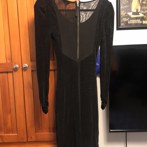Beautiful black guess cocktail dress size small worn once - Picture 7 of 7